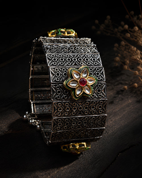 Antique Oxidized Kundan Flower Wide Paneled Kada