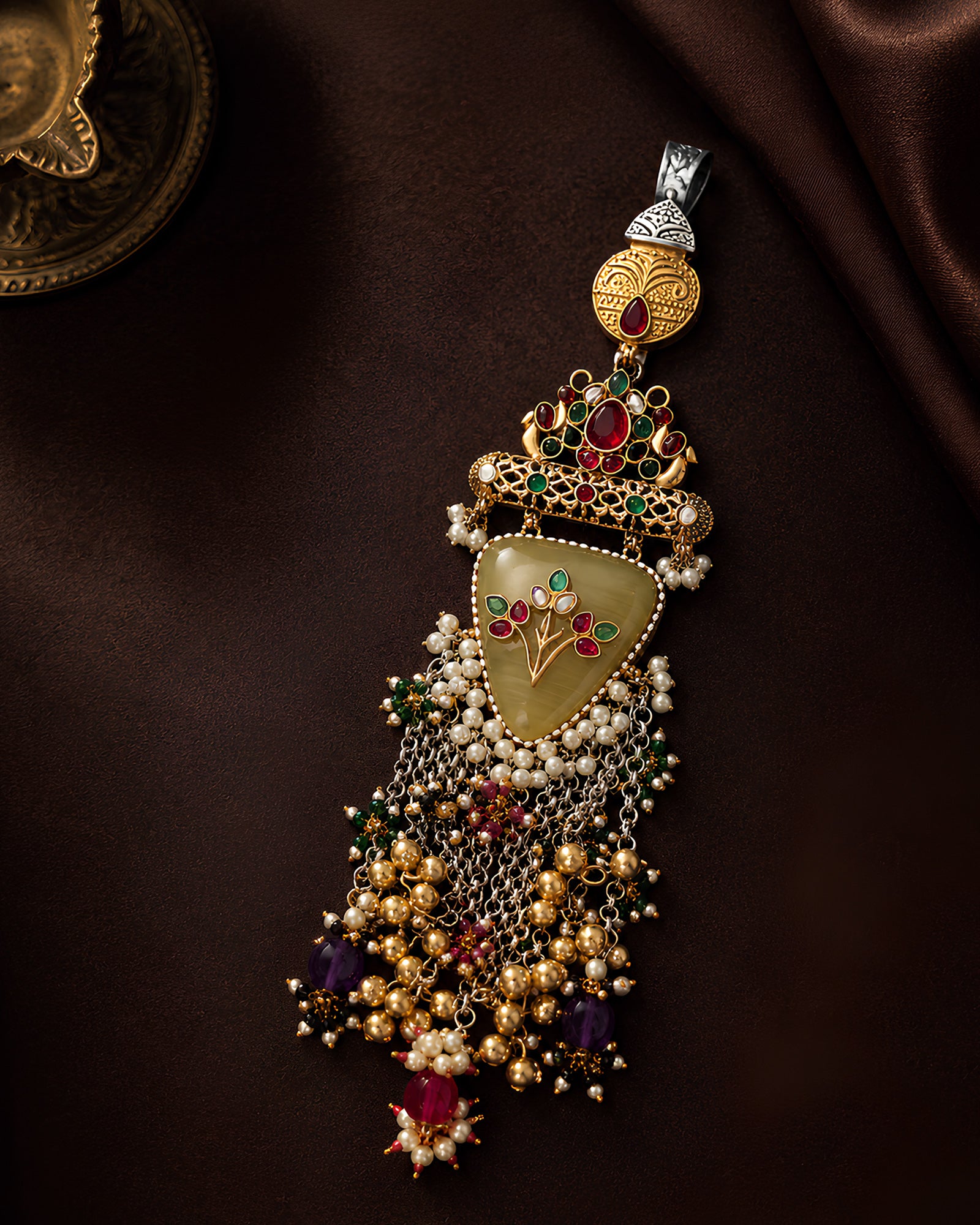 Dual-Tone Crown & Olive Medallion Chabi Chhalla