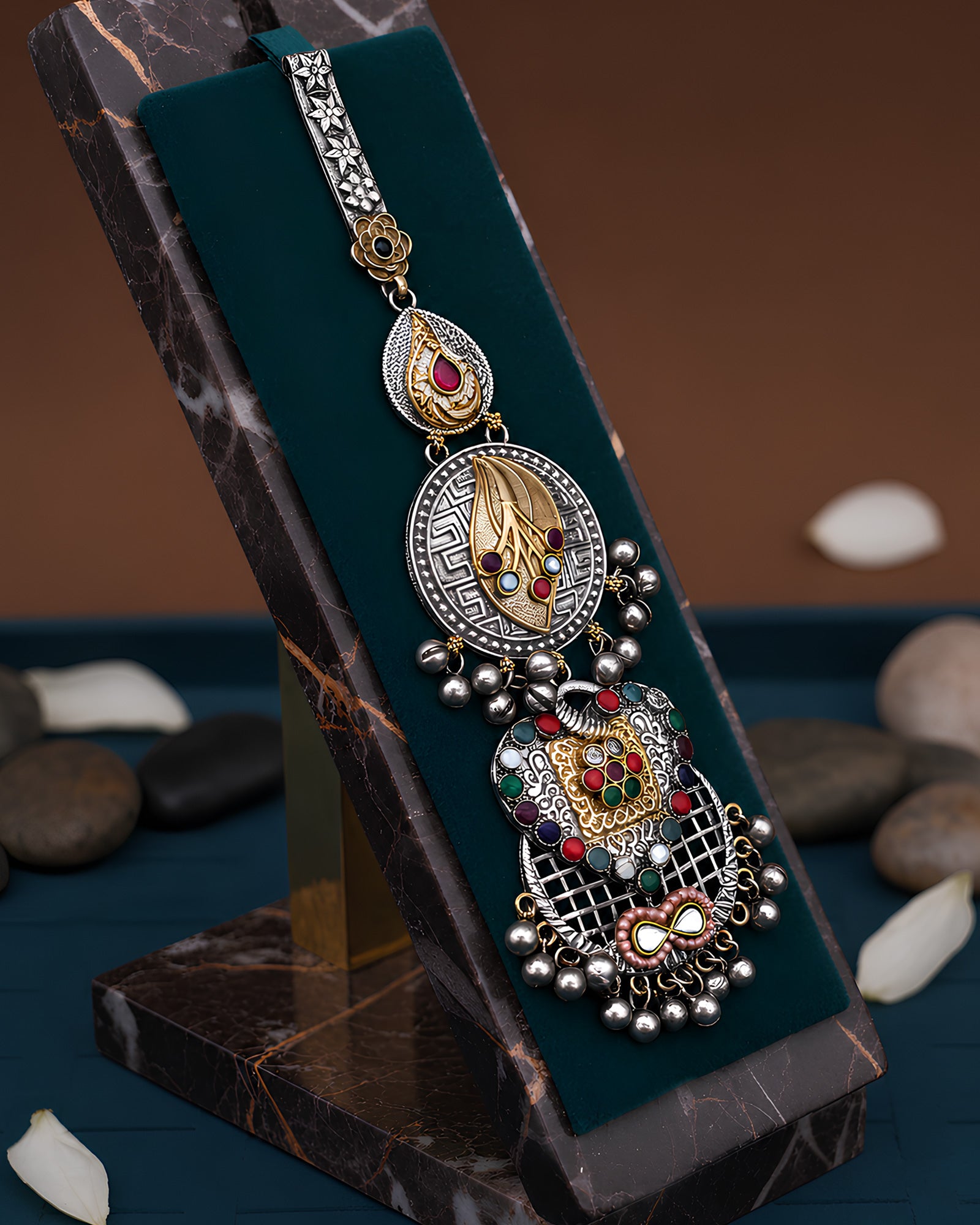 Dual-Tone Geometric Medallion Multi-Tier Chabi Chhalla