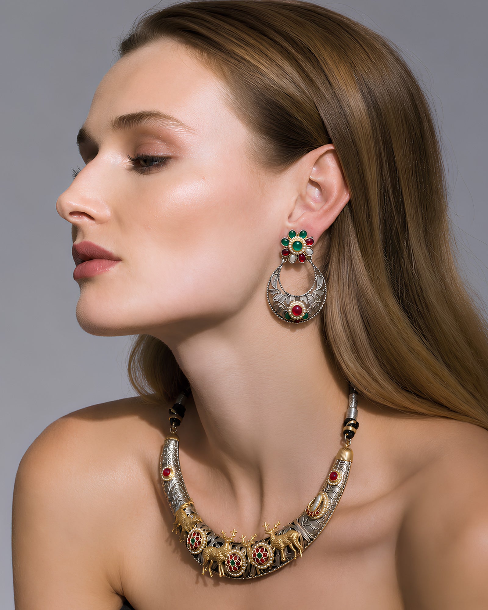 Dual-Tone Golden Stag & Enamel Motif Hasli Necklace