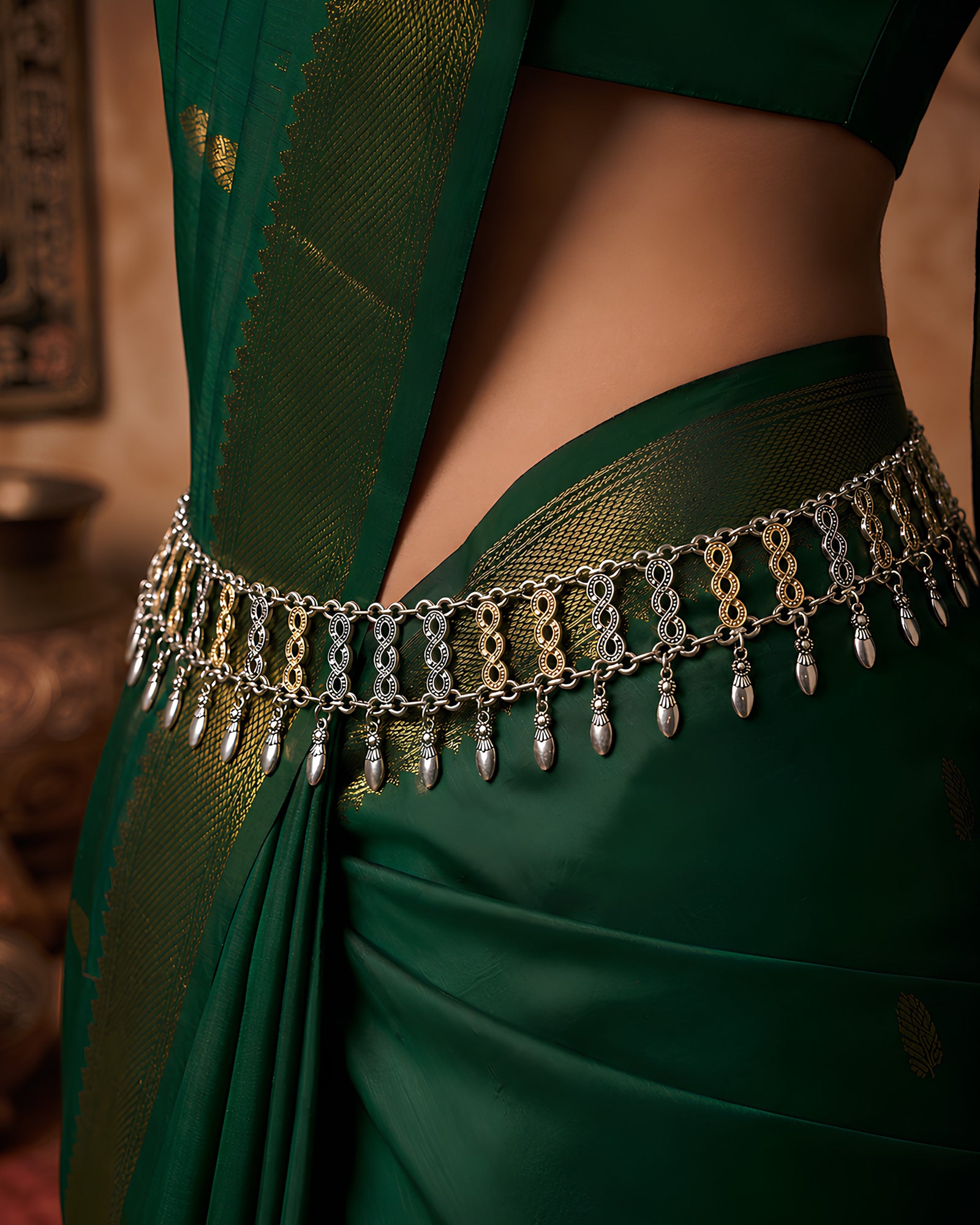 Dual-Tone Infinity Link Oxidized Kamarbandh