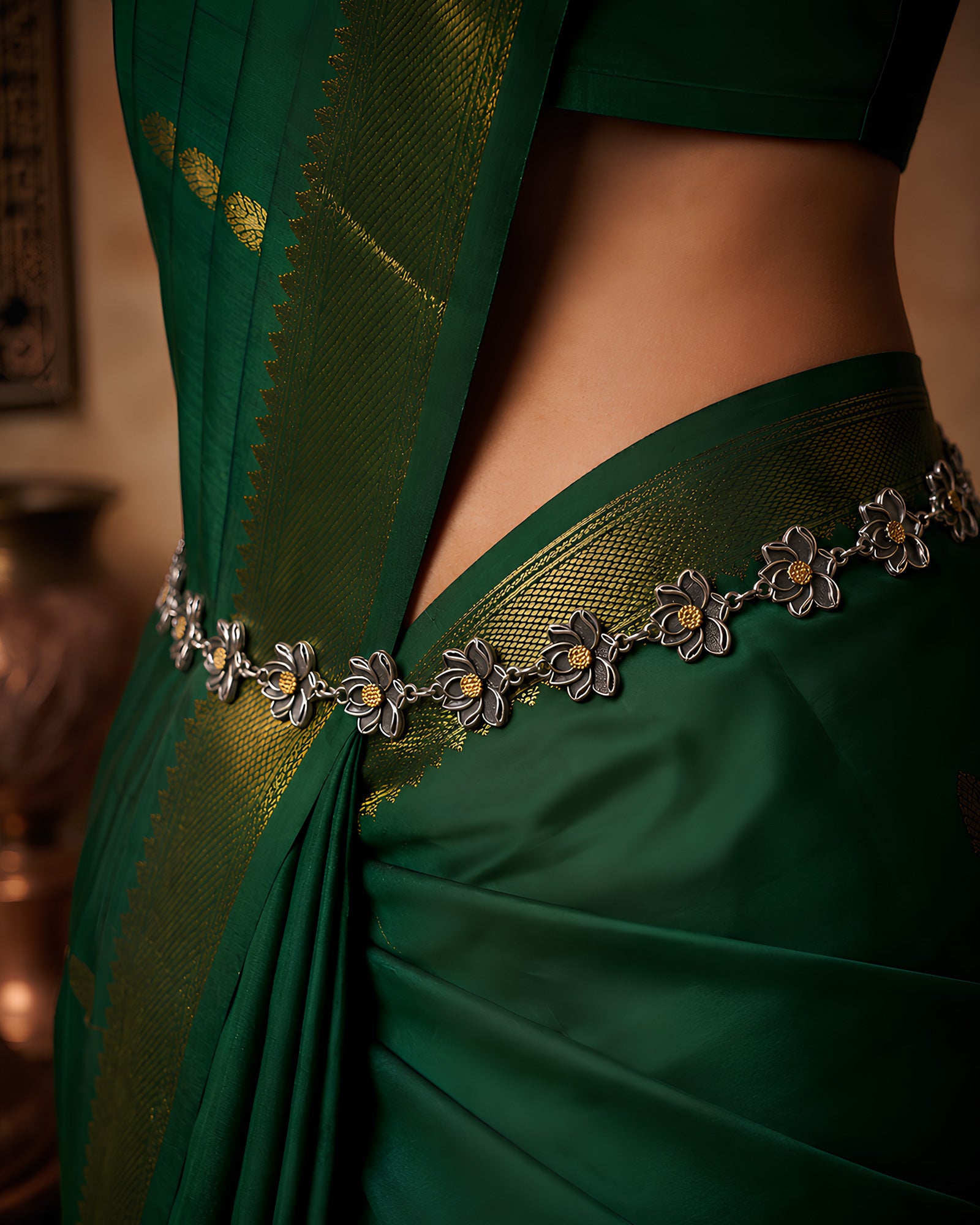 Dual-Tone Lotus Link Oxidized Kamarbandh