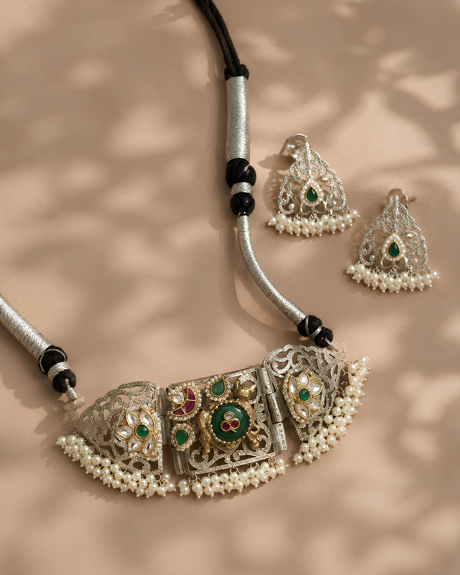 Dual-Tone Tortoise Motif Filigree & Pearl Hasli Choker Necklace