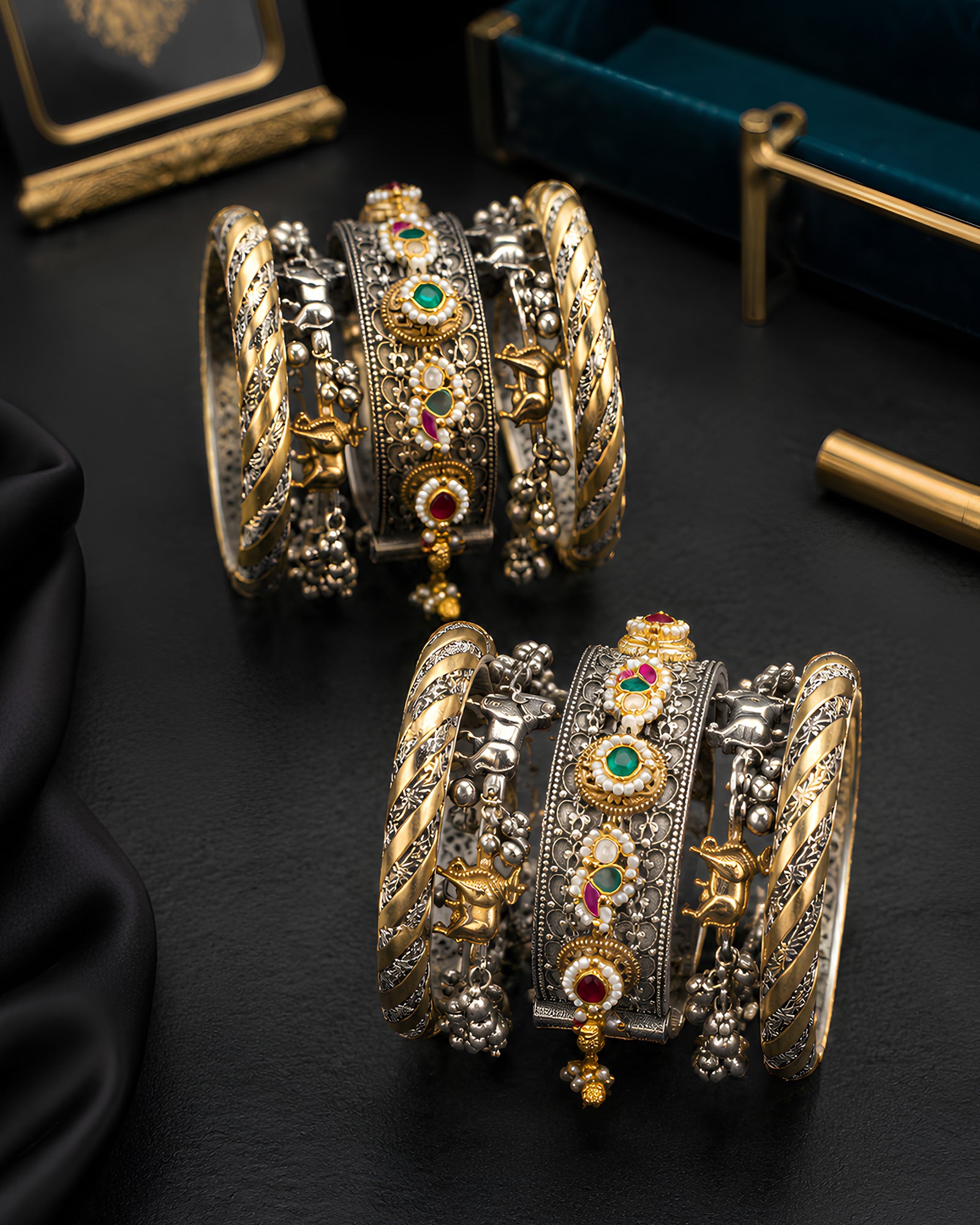 Dual-Tone Twisted Border Elephant & Kundan Kada