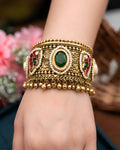 Emerald Whisper Heritage Kada