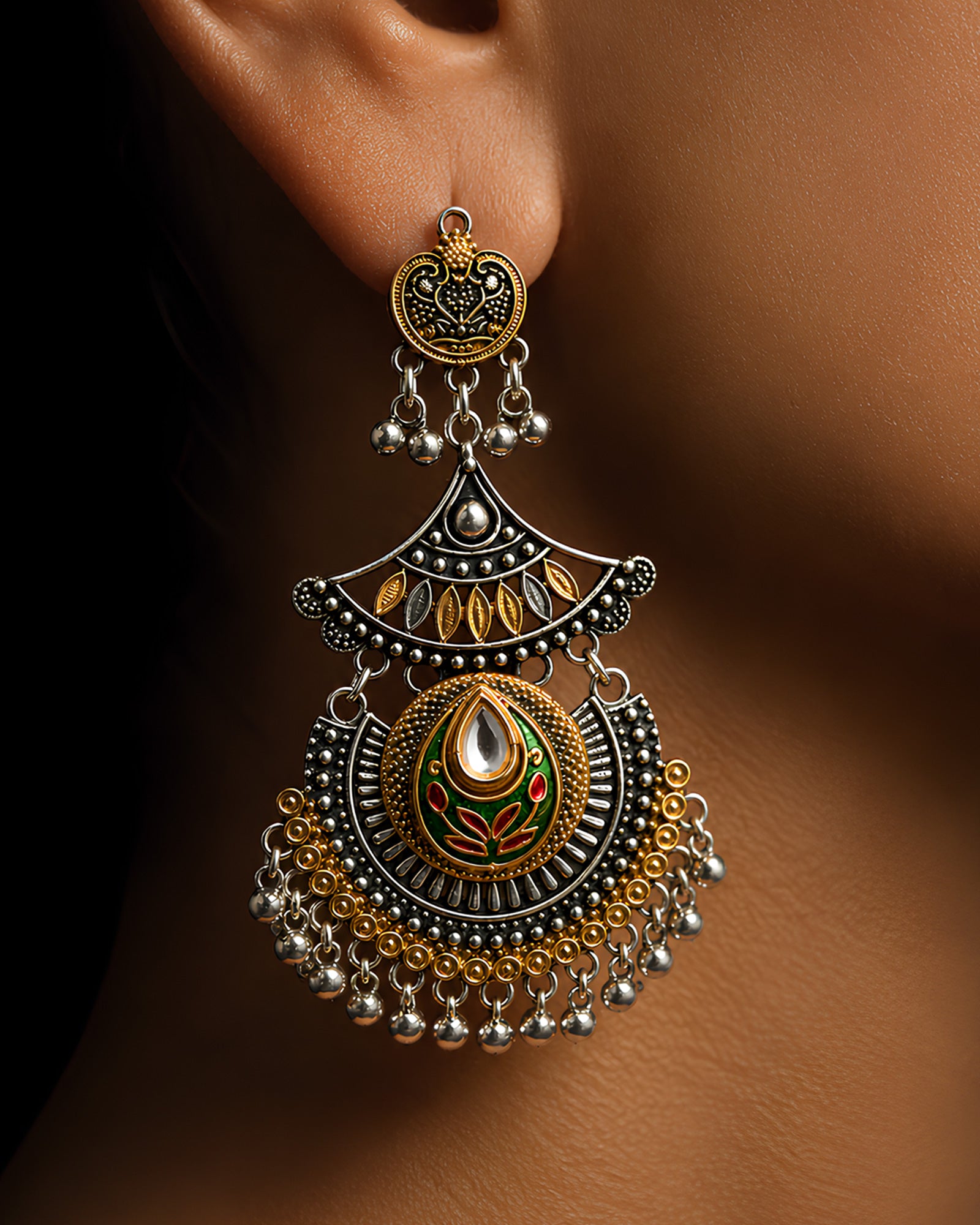 Kundan Tear & Crescent Dual-Tone Oxidized Chandbalis