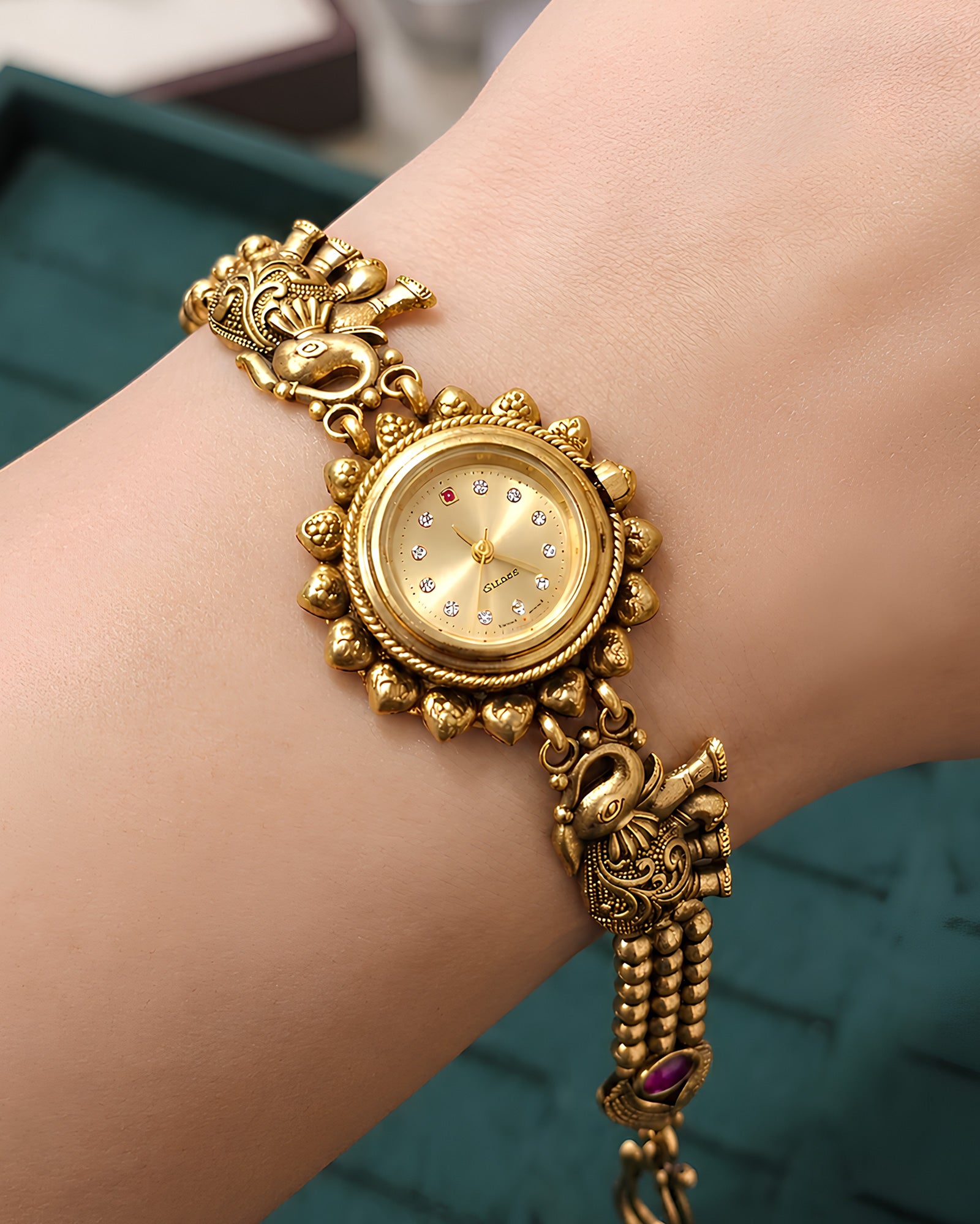 Mayurika Heritage Watch