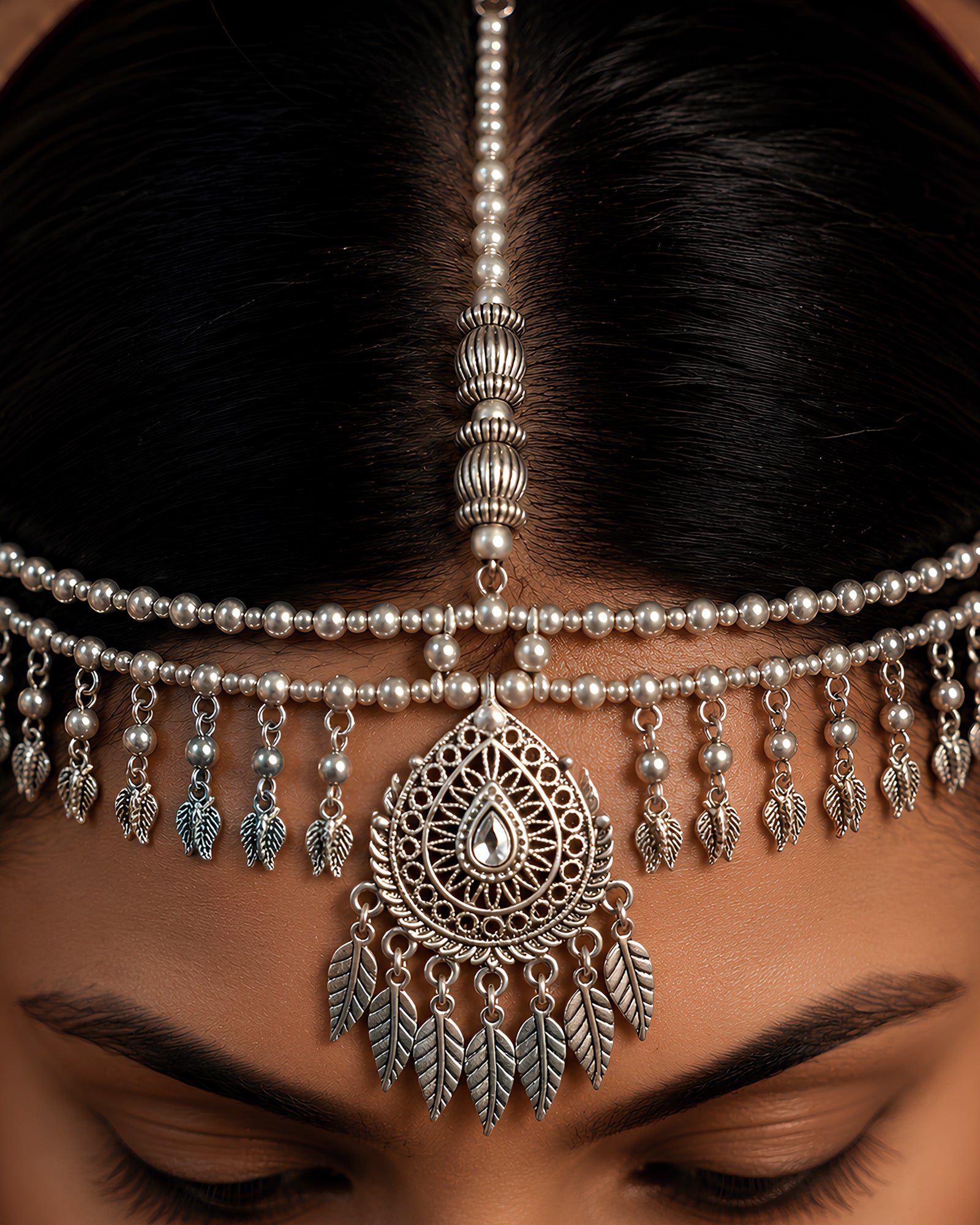 Oxidized Silver Ornate Teardrop Medallion & Leaf-Fringed Matha Patti