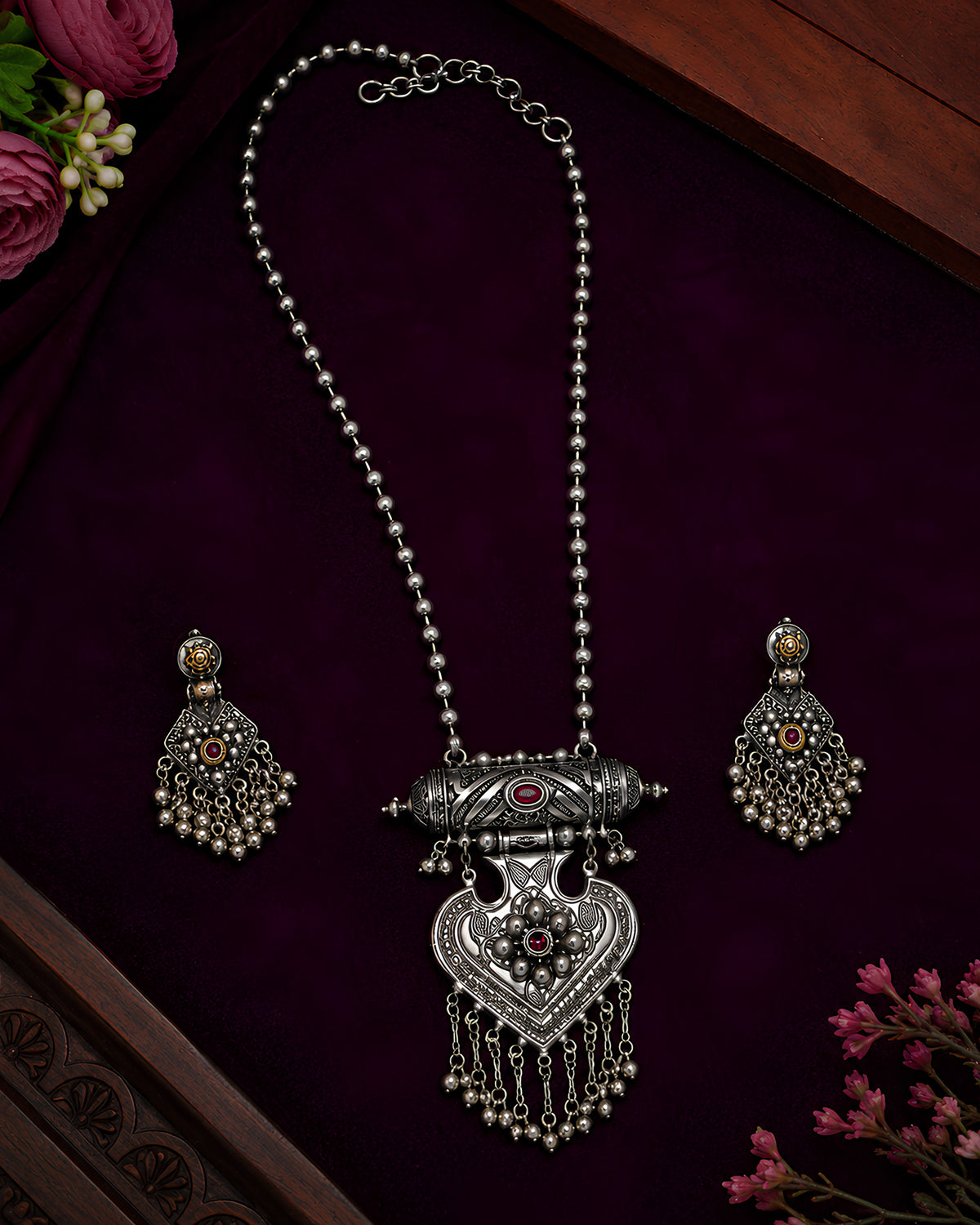 Oxidized Silver Ruby Floral Pendant Necklace Set