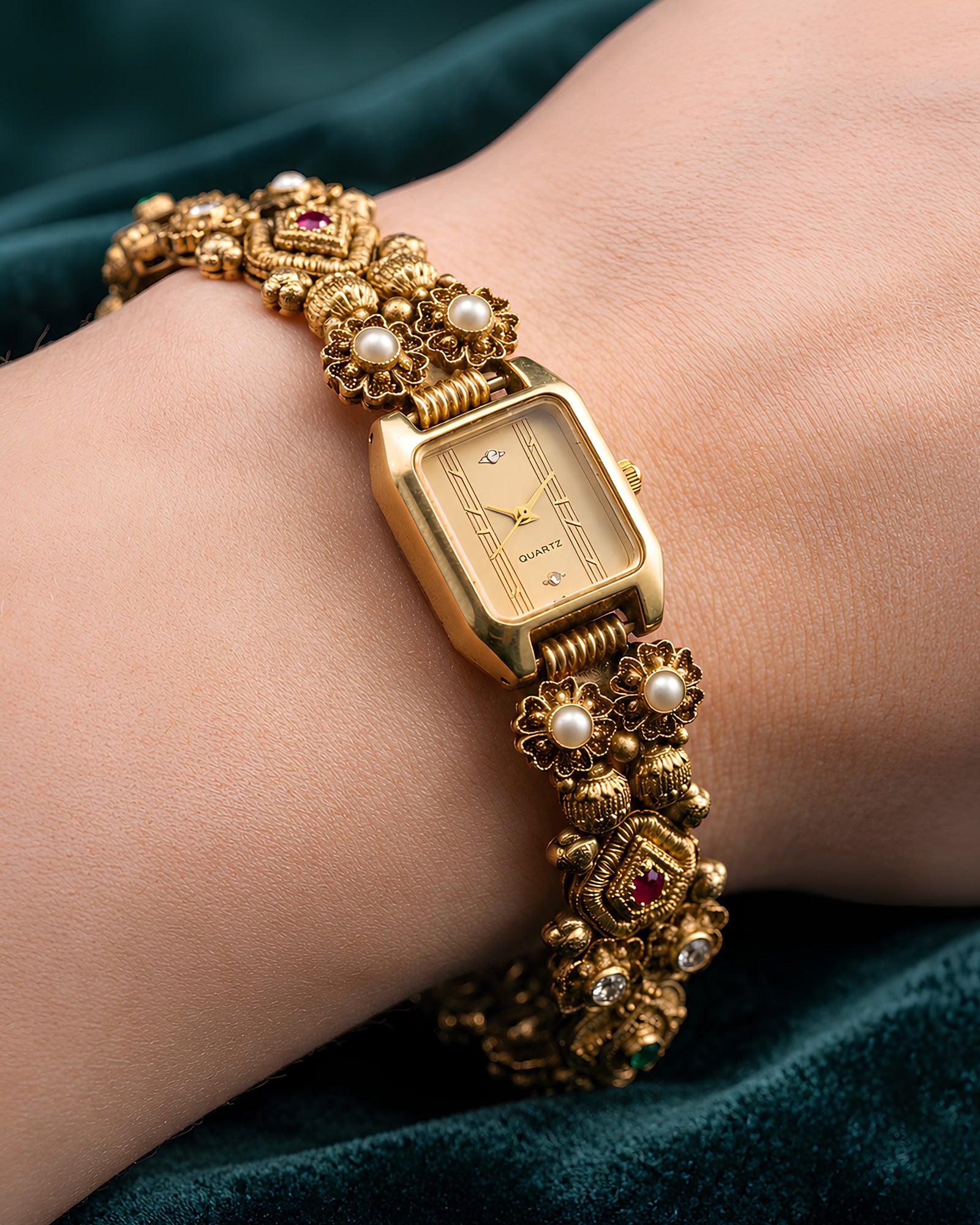 Ratnanjali Heritage Watch